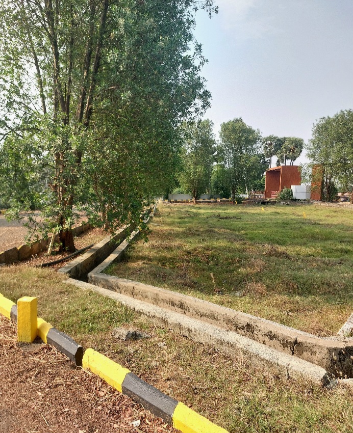 Visakhapatnam real estate plots with green surroundings and well-planned residential layout