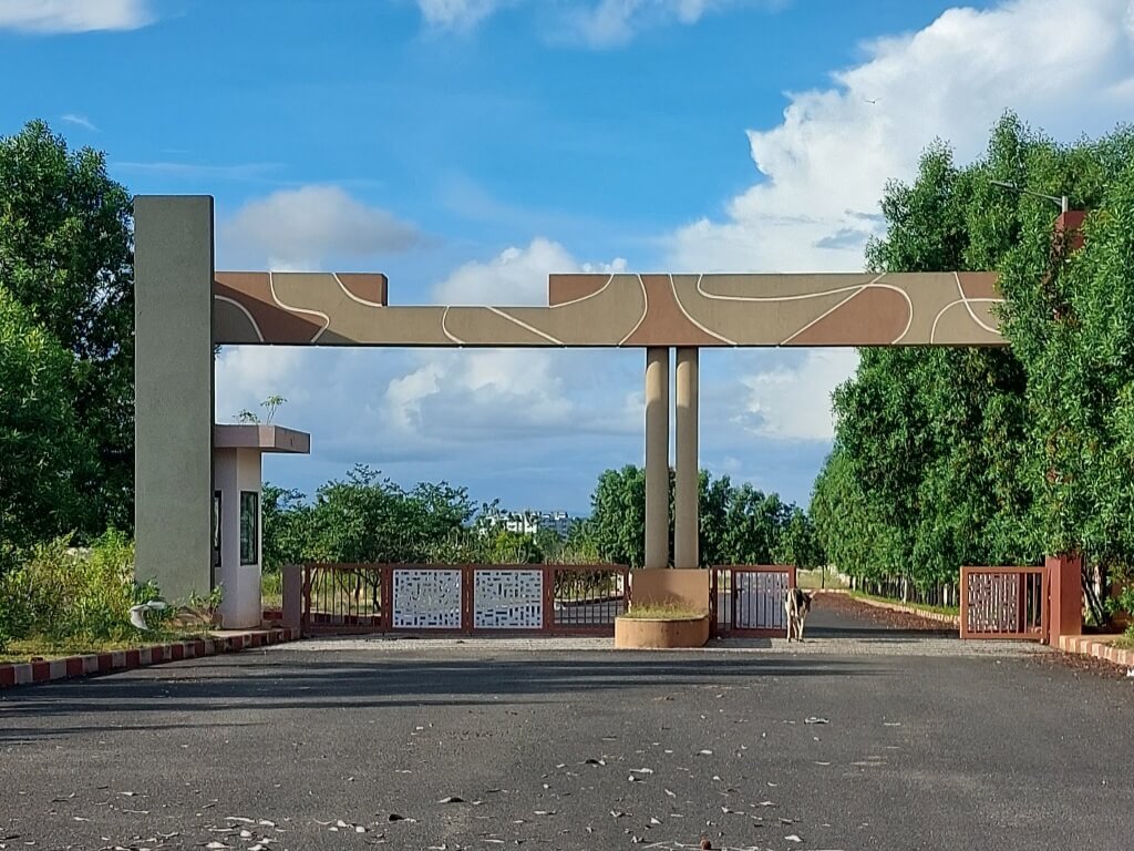 Dream Valley Bheemili entrance gate – VMRDA approved residential plots in Bheemili, Visakhapatnam