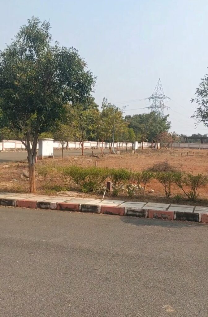 Open residential plots in Dream Valley Bheemili with developed internal roads and infrastructure