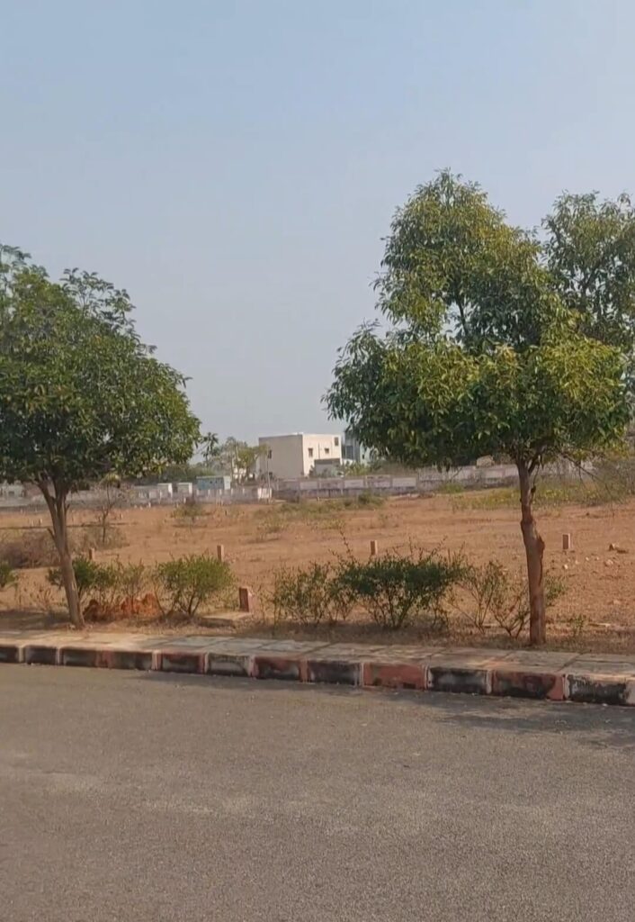 VMRDA approved residential plots with internal road development at Dream Valley Bheemili, Visakhapatnam