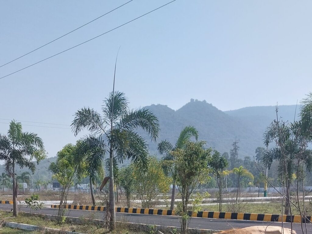 VUDA Approved Open Plots in Anandapuram Near True Residency Close to Tarluvada